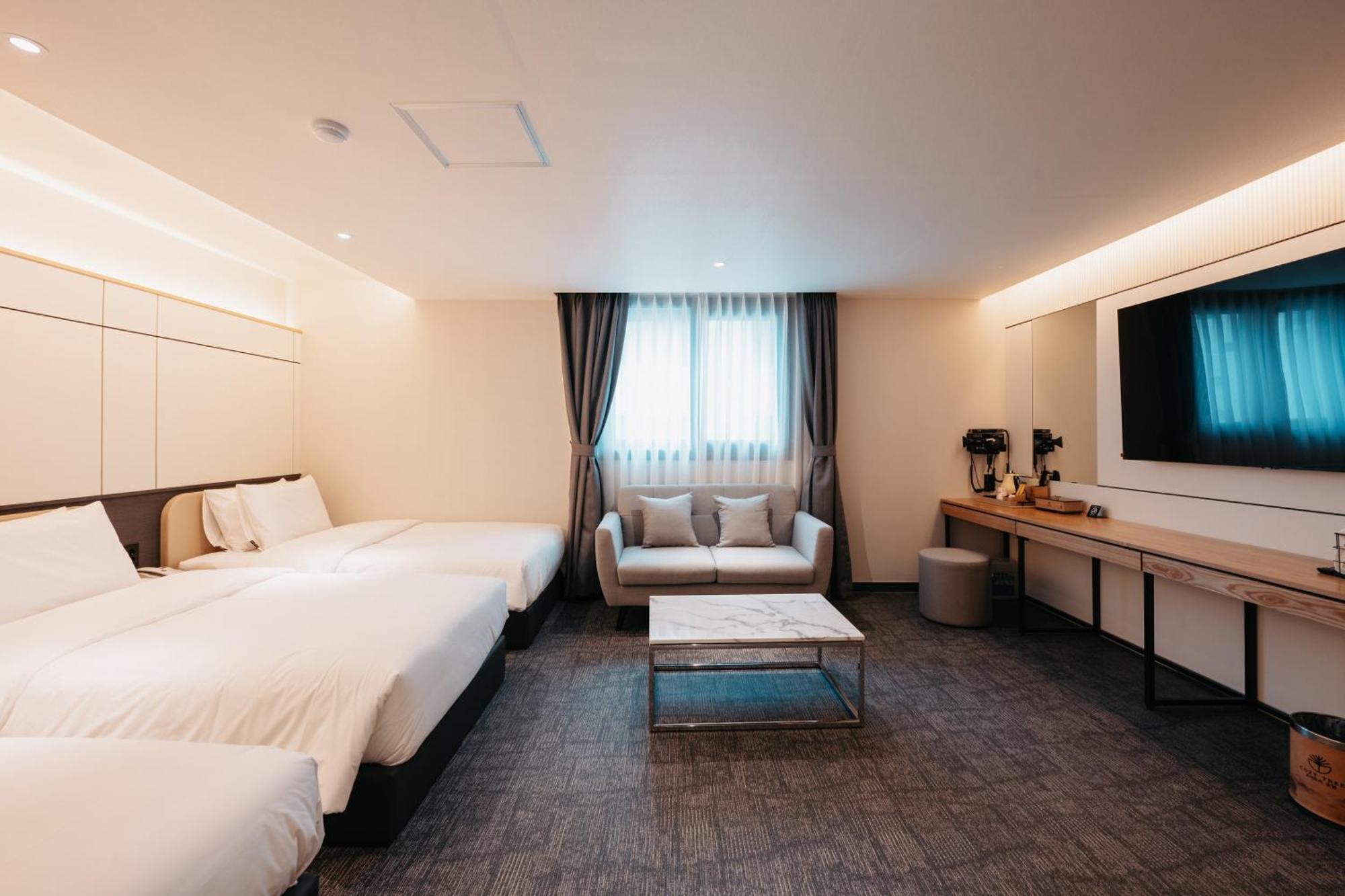 Cozy Tree Hotel Seomyeon Busan Exterior foto
